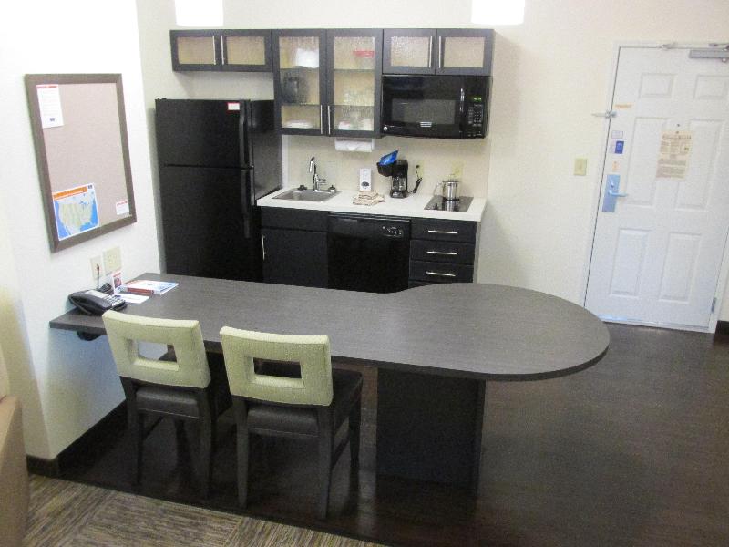 Candlewood Suites Greenville photo 16