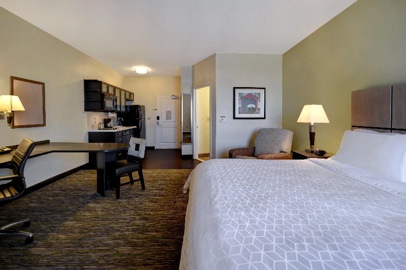 Candlewood Suites St. Clairsville-Wheeling Area photo 23