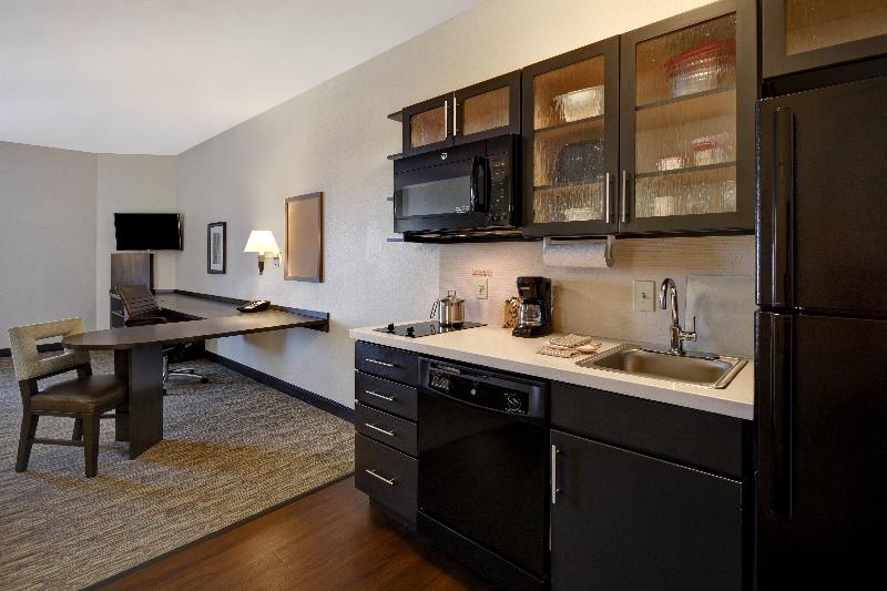 Candlewood Suites St. Clairsville-Wheeling Area photo 24
