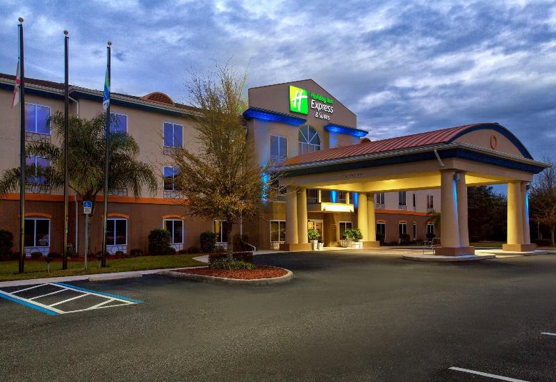 Holiday Inn Express and Suites Inverness Lecanto