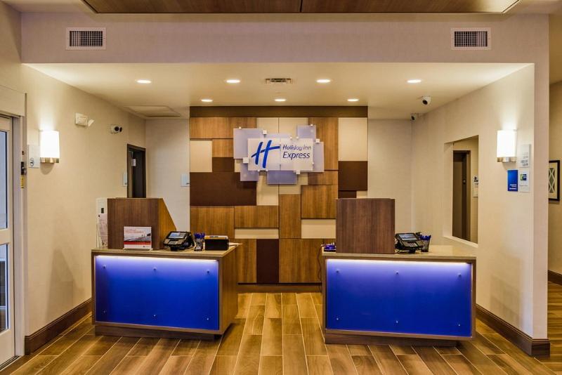 Holiday Inn Express & Suites Jamestown By IHG image