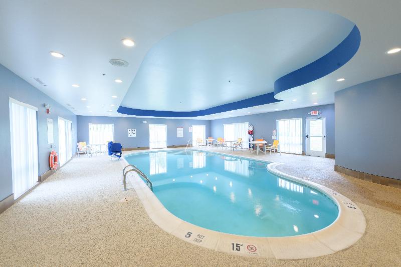 Holiday Inn Express & Suites Jamestown By IHG image