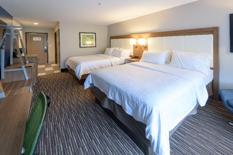 Holiday Inn Express & Suites Jamestown By IHG photo 15