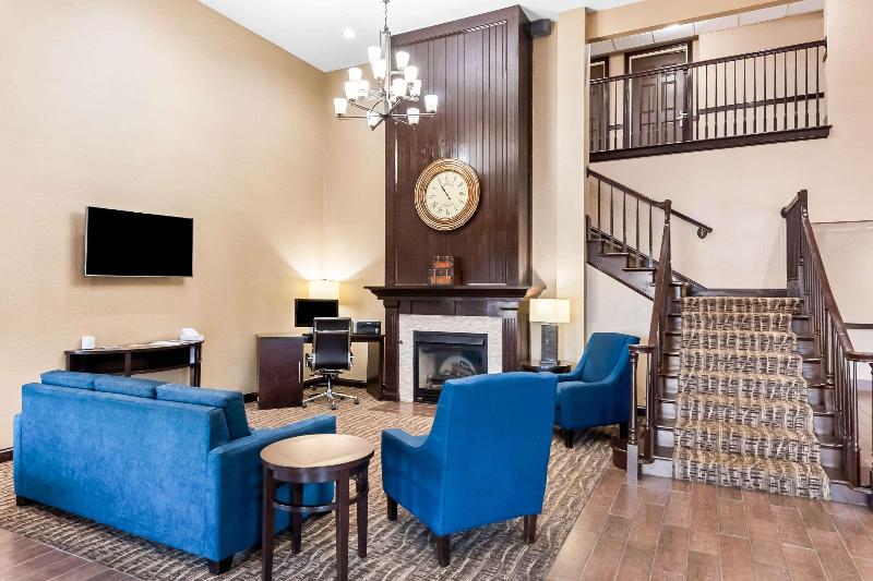 Comfort Inn & Suites image