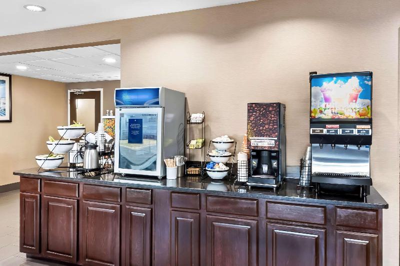 Comfort Inn & Suites image