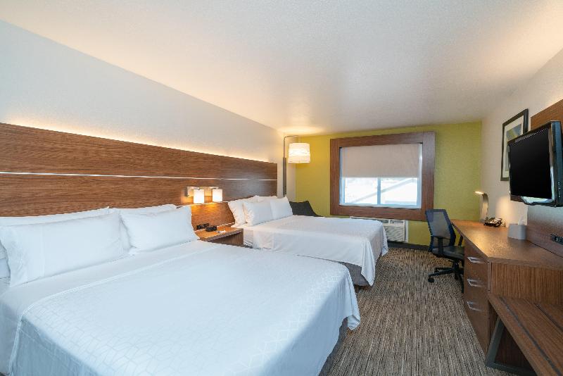 Holiday Inn Express & Suites Elkins By IHG image