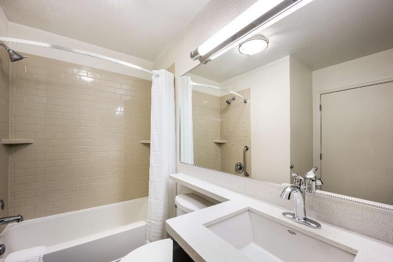 Sonesta Simply Suites Houston City Centre image
