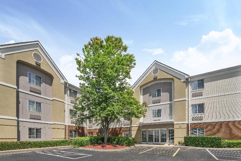 Candlewood Suites Huntersville Lake Norman Area image