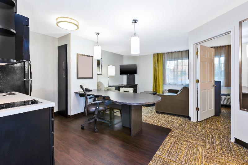 Candlewood Suites Huntersville Lake Norman Area image