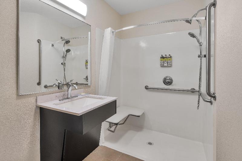 Candlewood Suites Huntersville Lake Norman Area image