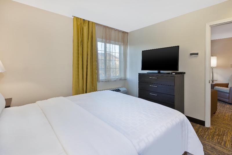 Candlewood Suites Huntersville Lake Norman Area image