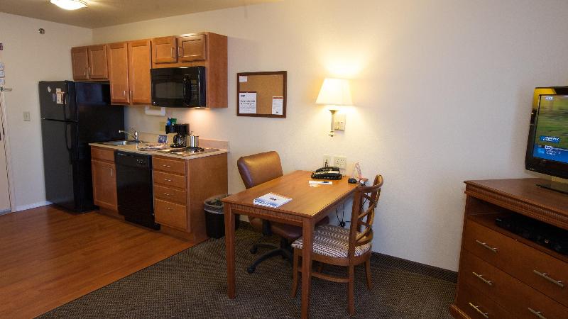 Candlewood Suites Joplin photo 13