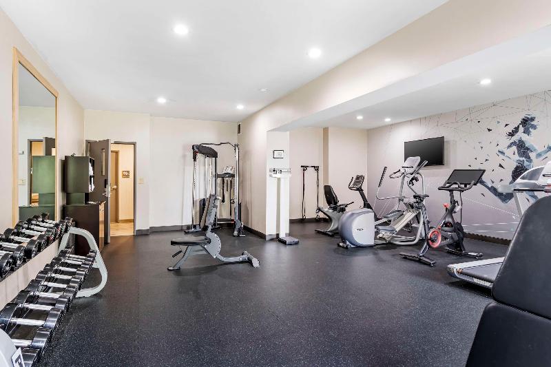 Best Western Plus Bourbonnais Hotel & Suites image
