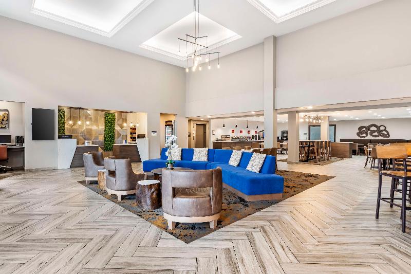 Best Western Plus Bourbonnais Hotel & Suites image