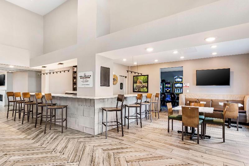 Best Western Plus Bourbonnais Hotel & Suites image