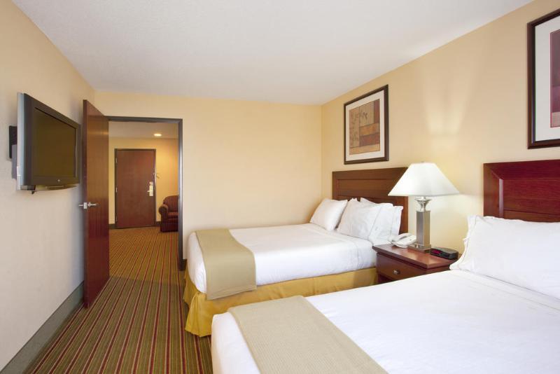 Best Western Plus Bourbonnais Hotel & Suites image