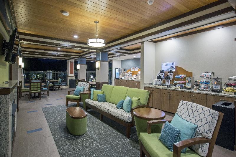 Holiday Inn Express and Suites Kailua Kona