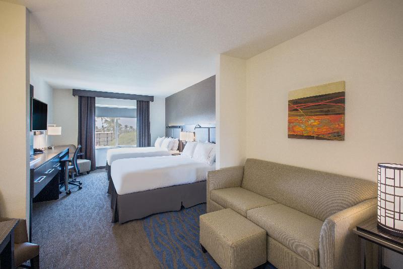 Holiday Inn Express and Suites Kailua Kona