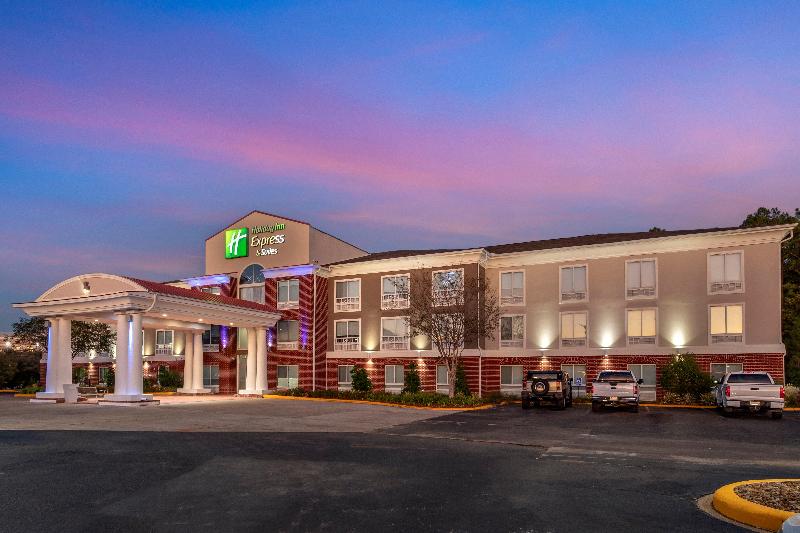 Holiday Inn Express and Suites Natchitoches image