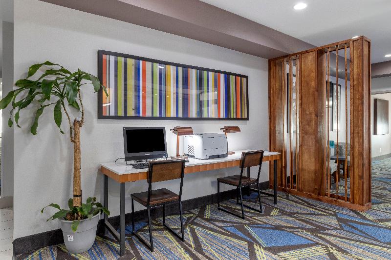 Holiday Inn Express and Suites Natchitoches image