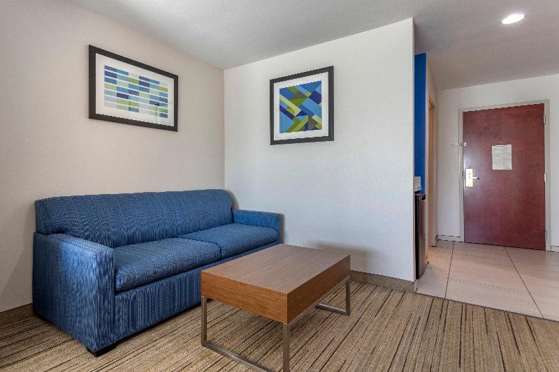 Holiday Inn Express and Suites Natchitoches image