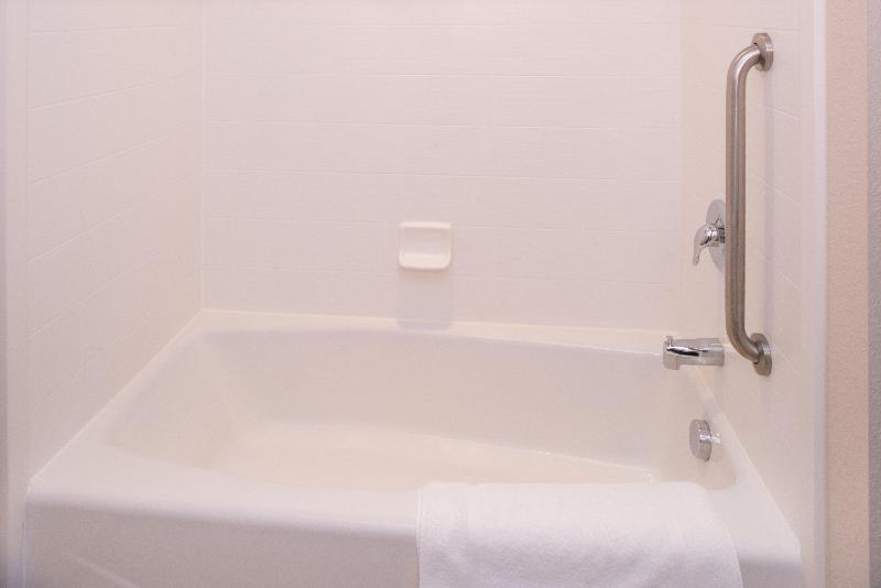 Holiday Inn Express and Suites Monroe image