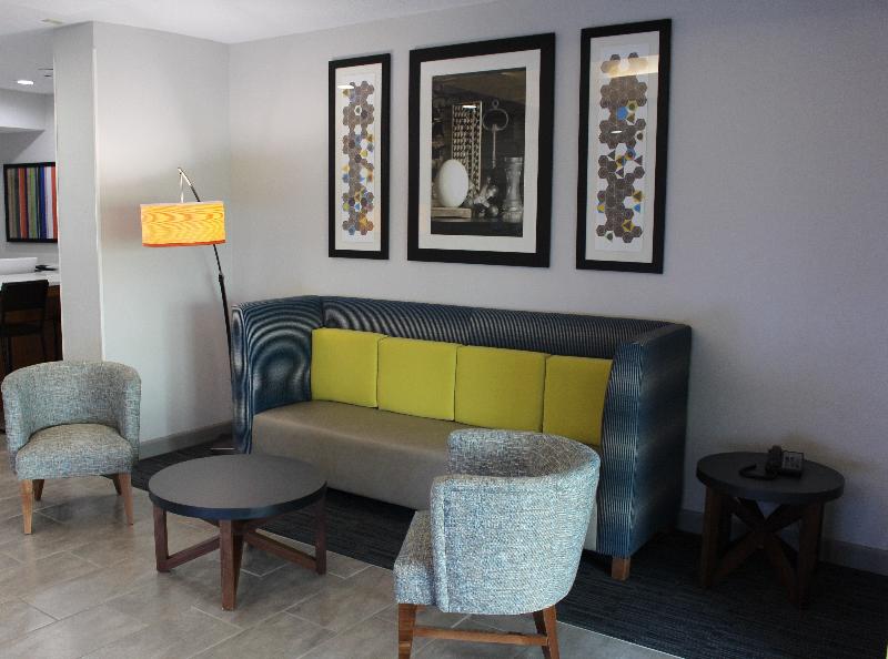 Holiday Inn Express & Suites Enterprise By IHG image