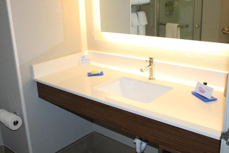Holiday Inn Express & Suites Enterprise By IHG image