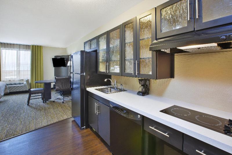 Candlewood Suites Morgantown-Univ West Virginia photo 24