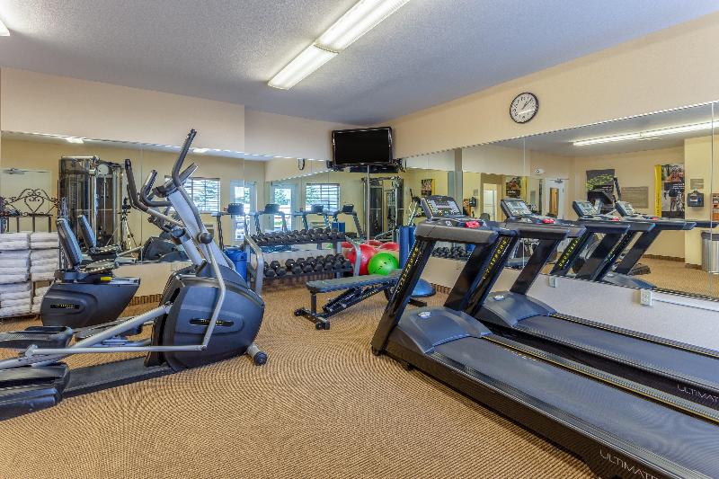 Candlewood Suites Minot image