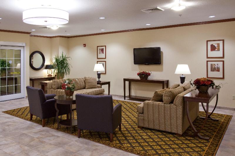 Candlewood Suites Minot image