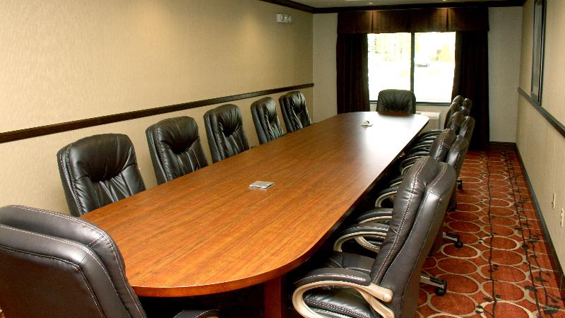 Holiday Inn Express and Suites La Vale Cumberland image
