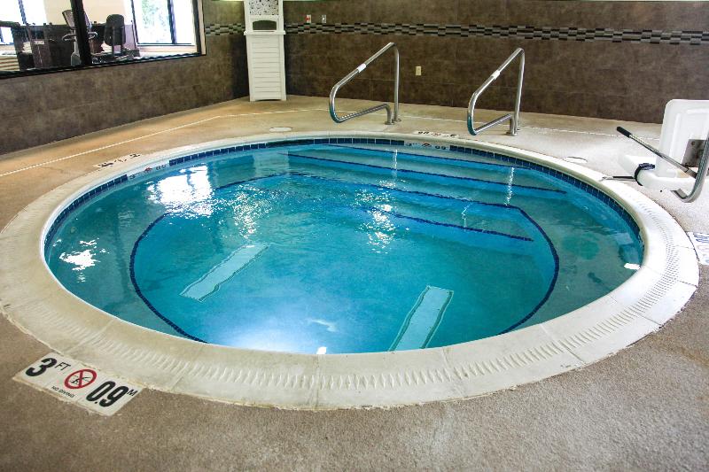 Holiday Inn Express and Suites La Vale Cumberland image