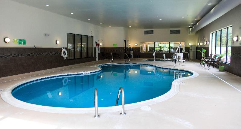 Holiday Inn Express and Suites La Vale Cumberland image