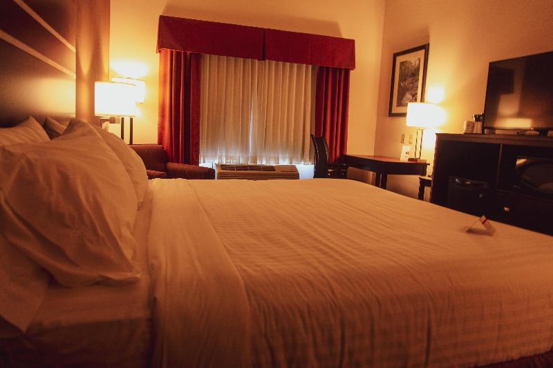 Holiday Inn Express and Suites La Vale Cumberland image