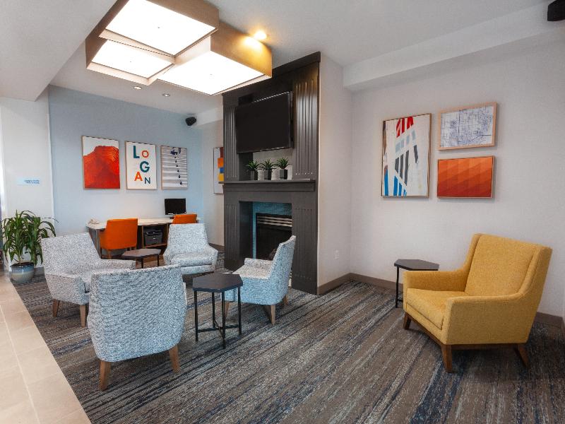 Holiday Inn Express and Suites Logan image