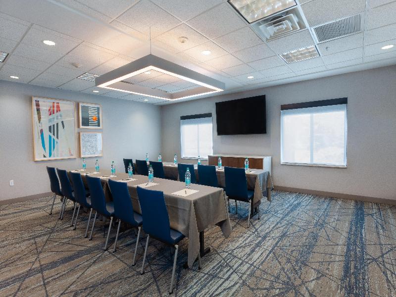 Holiday Inn Express and Suites Logan image