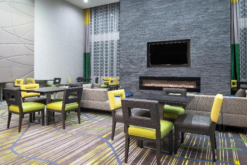 Holiday Inn Express and Suites Norman