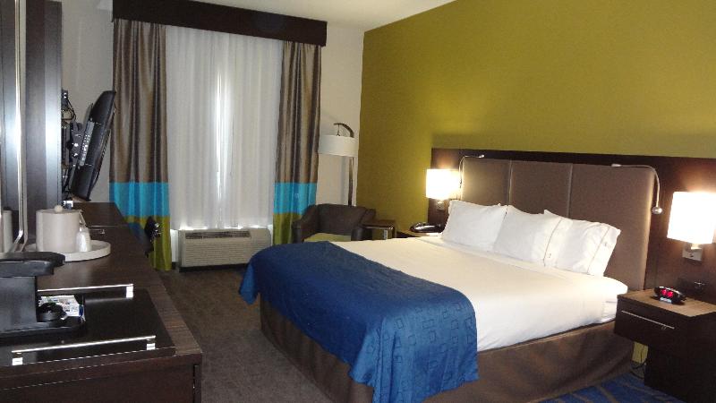 Holiday Inn Express & Suites El Reno By IHG photo 10