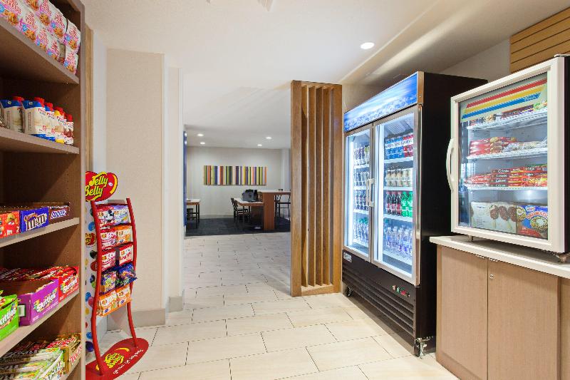 Holiday Inn Express and Suites Corona image