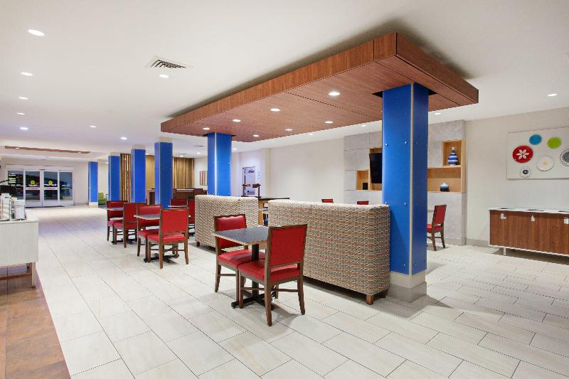 Holiday Inn Express and Suites Corona image