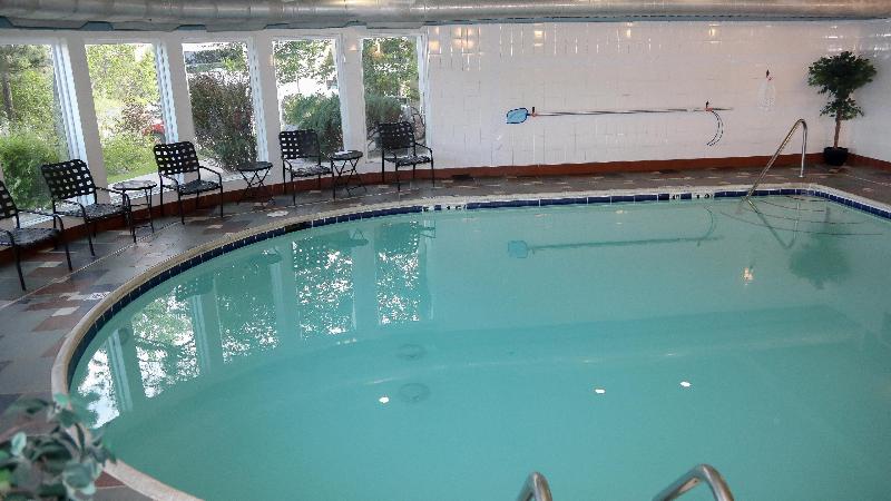 Holiday Inn Express and Suites Colorado Springs No image