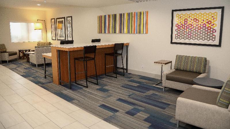 Holiday Inn Express and Suites Colorado Springs No image