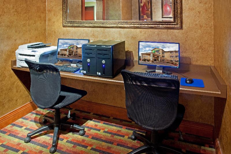 Holiday Inn Express and Suites Colorado Springs No image