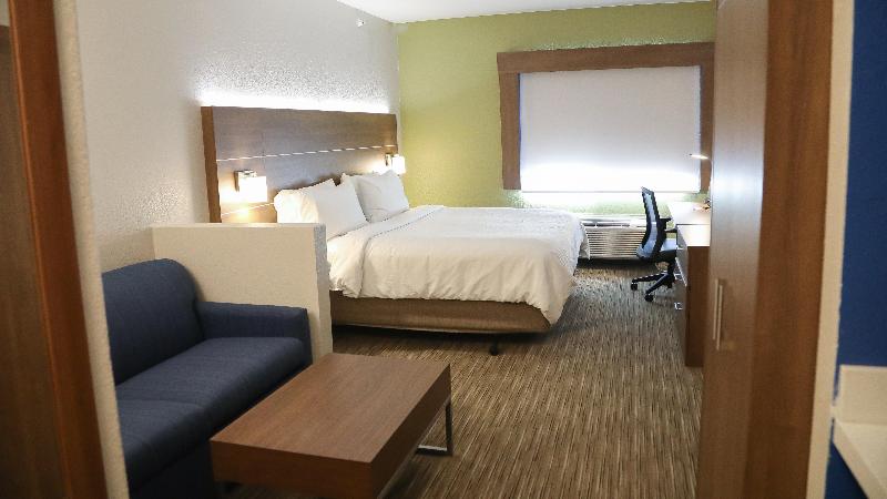 Holiday Inn Express and Suites Colorado Springs No image