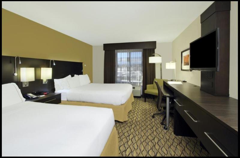 Holiday Inn Express and Suites Colorado Springs Fi image