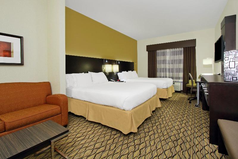 Holiday Inn Express and Suites Colorado Springs Fi image