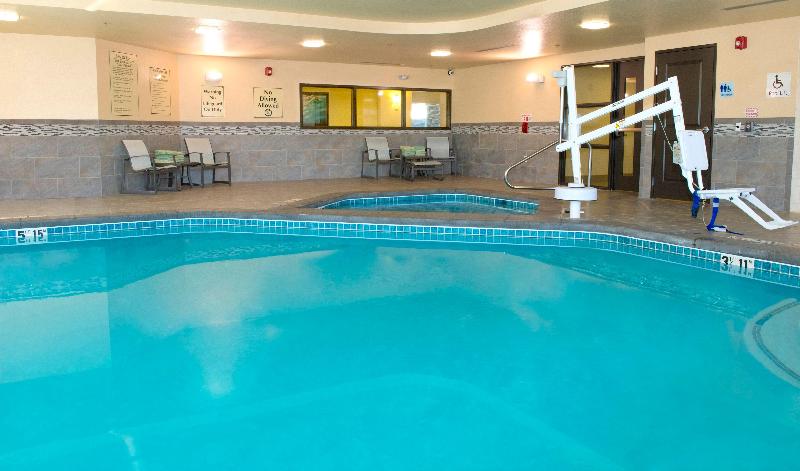 Holiday Inn Express Hotel and Suites Central COS image