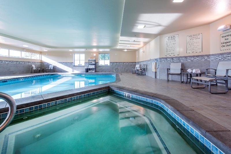 Holiday Inn Express Hotel and Suites Central COS image