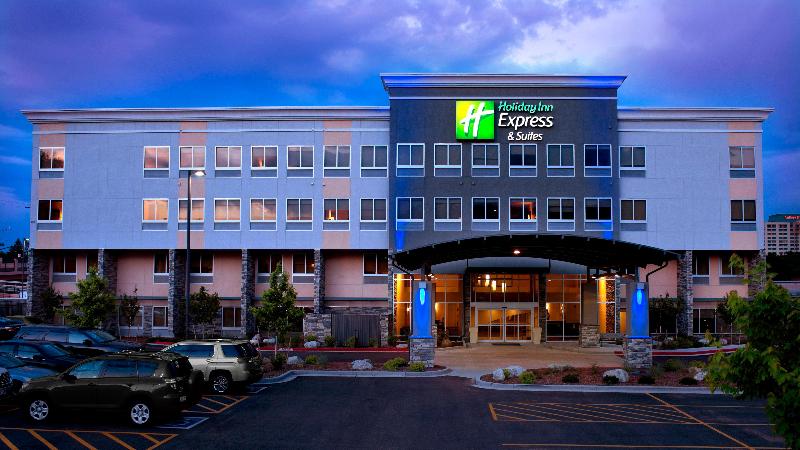 Holiday Inn Express Hotel and Suites Central COS image